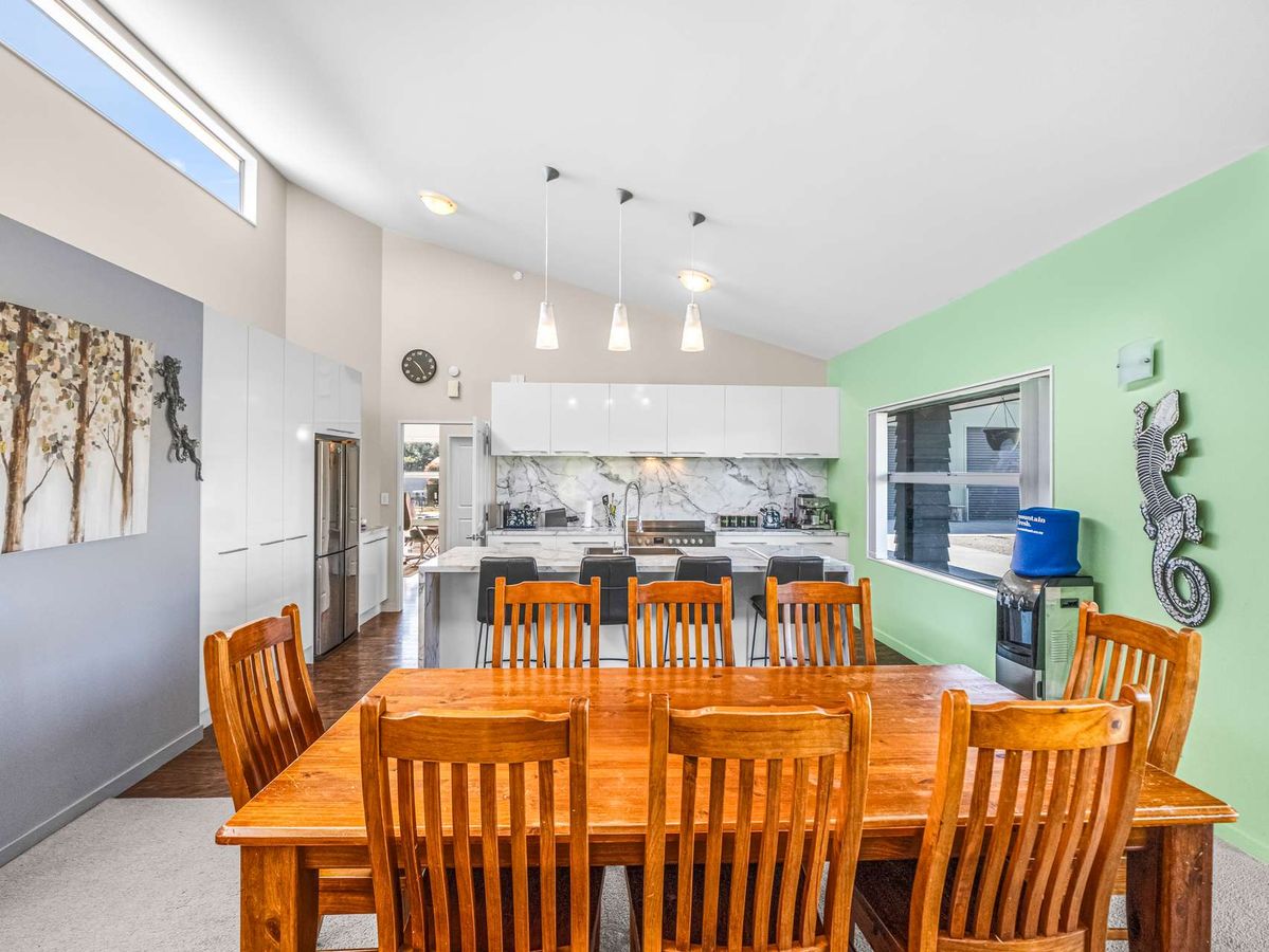 Dream Big – 283sqm Home + Epic Workshop – pohled 5