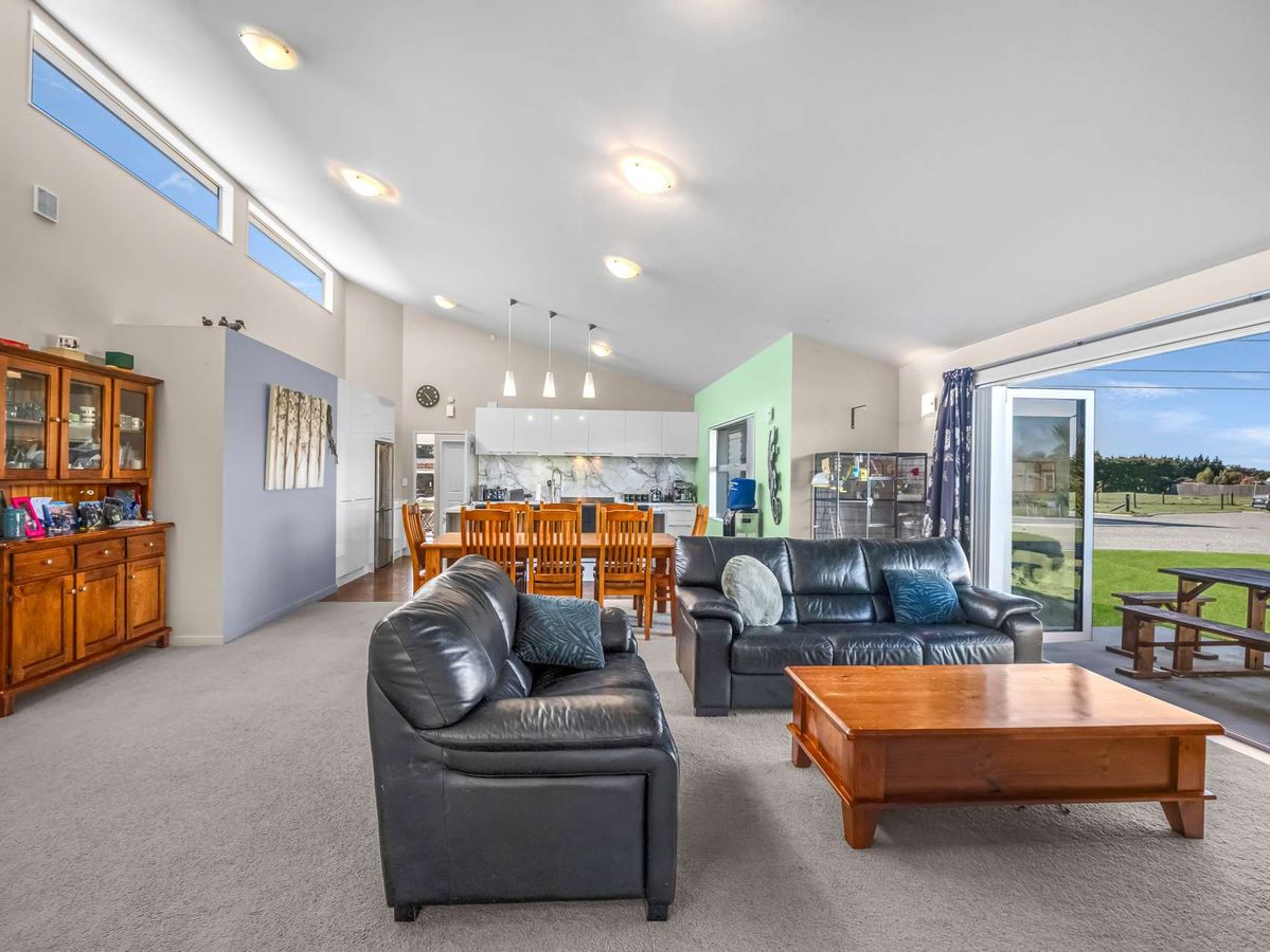 Dream Big – 283sqm Home + Epic Workshop – pohled 4