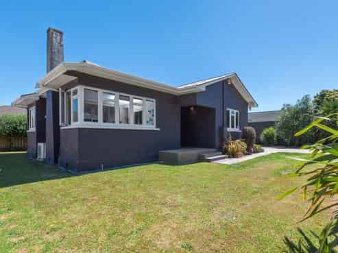 City fringe character office - onsite parking