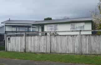 50 Aniseed Grove, Timberlea