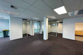 GROUND FLOOR OFFICE ON APOLLO
