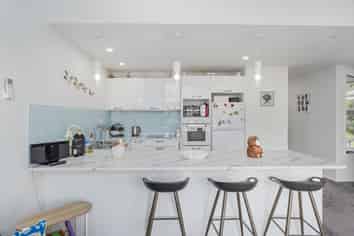 Apt 16/18 Eyre Street (Oceans Resort), Whitianga