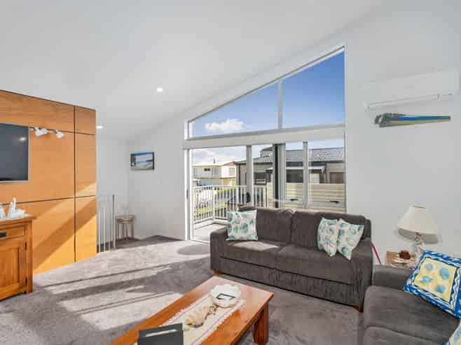 Apt 16/18 Eyre Street (Oceans Resort), Whitianga