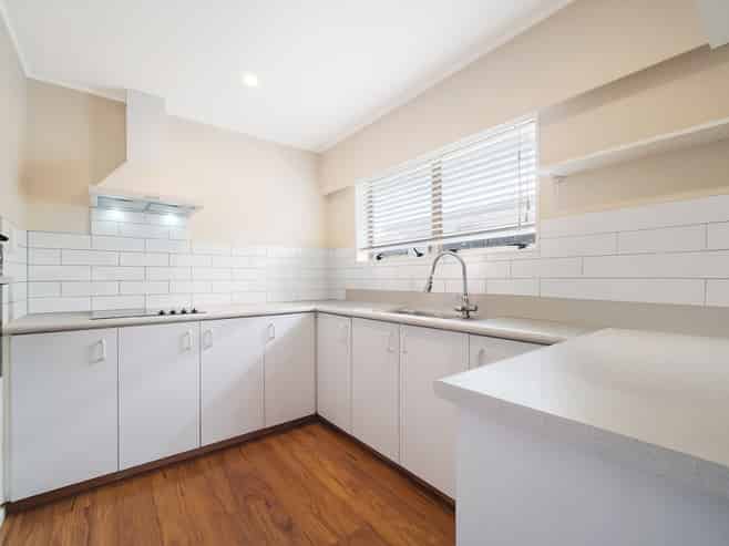 32a Gills Ave, Papakura