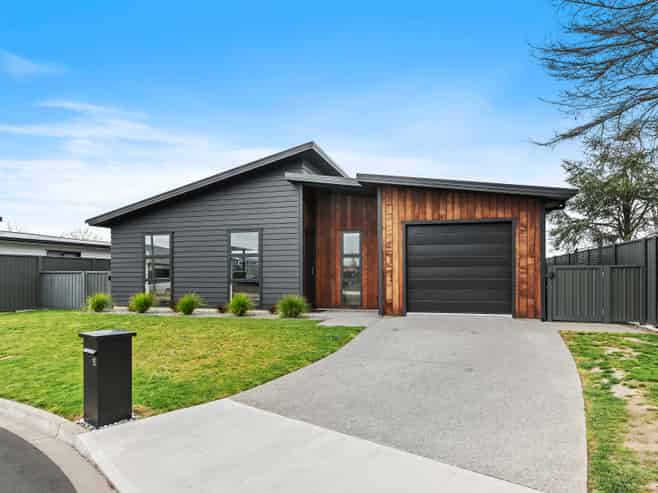 15 Nathan Lane, Masterton