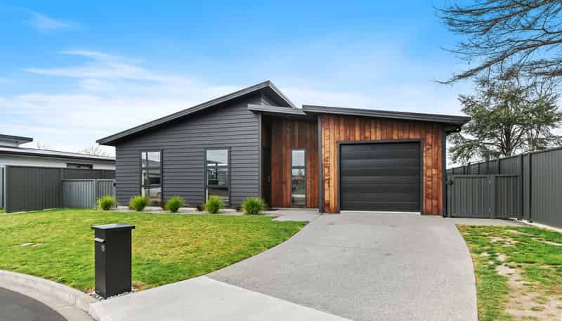 15 Nathan Lane, Masterton