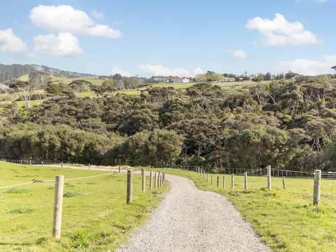  154 Muriwai Valley Road, Waimauku