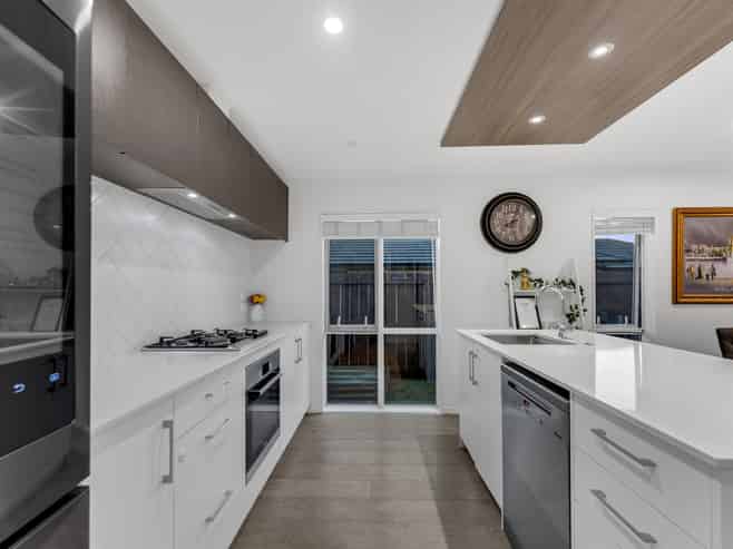 37 WELLFIELD DRIVE, Papakura