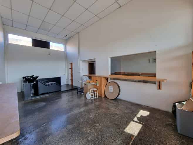 Retail By Popular Bagel & Doughnut Shops