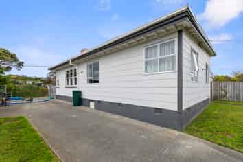 9 Morere Street, Titahi Bay