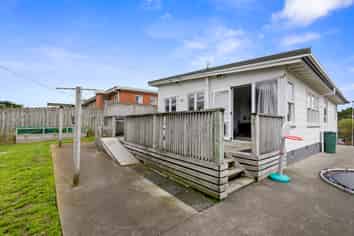 9 Morere Street, Titahi Bay