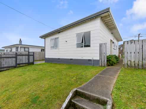 9 Morere Street, Titahi Bay
