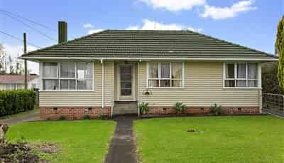 5 Dennis Road, Papatoetoe
