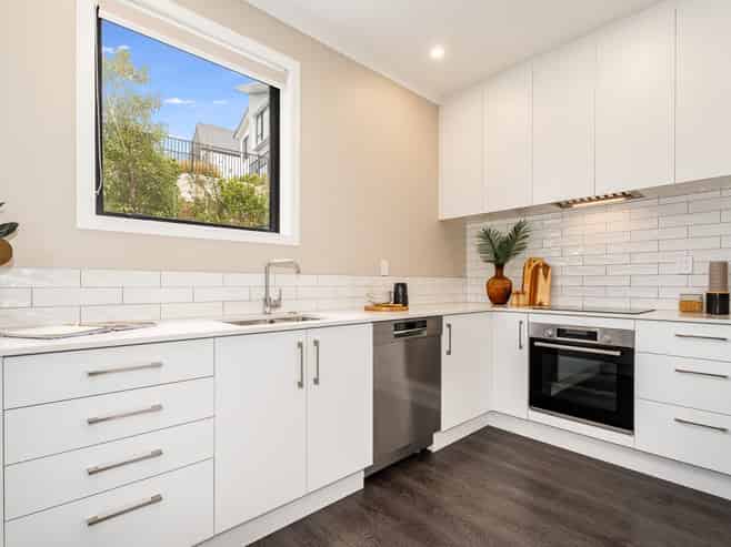 5 Koreke Close, Porirua