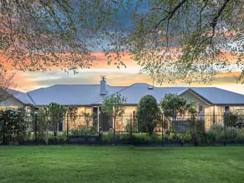 4 Levinge Lane, Middleton