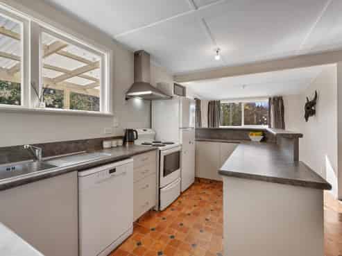 9 Strode Avenue, Naseby