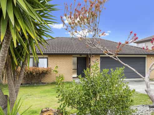 37 Nicholas Gibbons Drive, Clendon Park