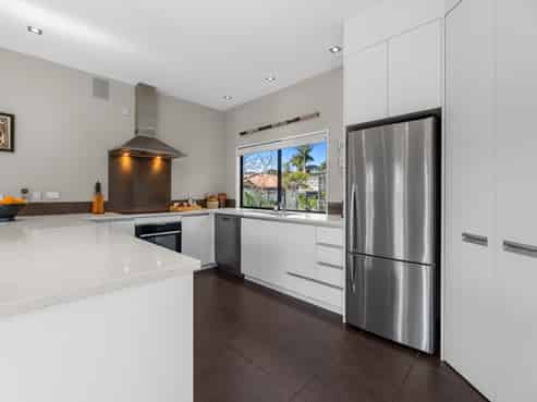 240 Castlewold Drive, Bethlehem