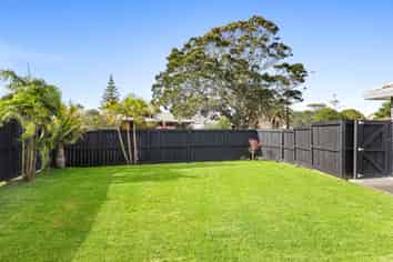 33 Maygrove Drive, Orewa