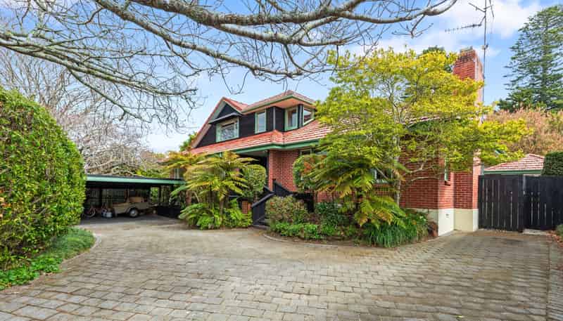 221 Grange Road, Otumoetai