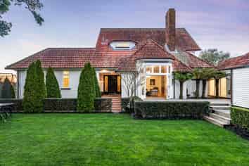 72 Marine Parade, Herne Bay