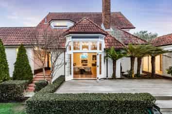 72 Marine Parade, Herne Bay