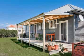 25 Cobden Street, Westport