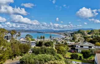 52 Centennial Drive, Whitianga