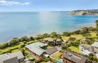 146 Pacific Parade, Army Bay