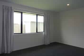 38 Petries Road, Woodend