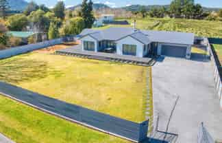 22-24 Golf Links Road, Kaiata
