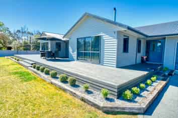 22-24 Golf Links Road, Kaiata