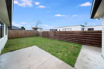  2/9 Heath Street, Saint Andrews