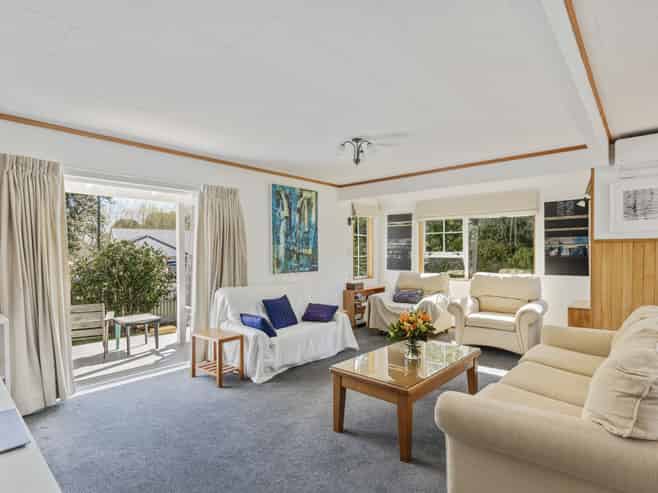 10 Elder Grove, Whalers Gate