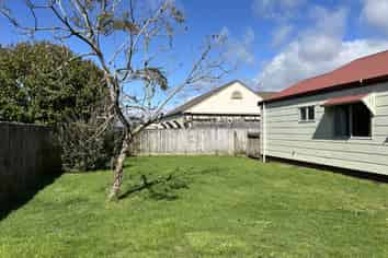 15 Cholmondeley Ave, Whitianga