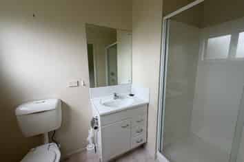 15 Cholmondeley Ave, Whitianga