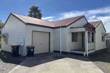 15 Cholmondeley Ave, Whitianga