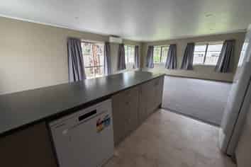 15 Cholmondeley Ave, Whitianga