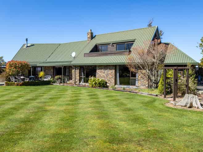 262 Pages Road, Gleniti
