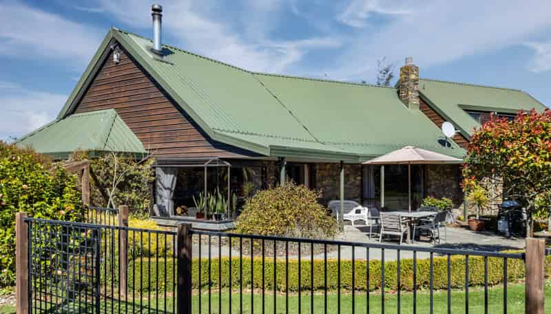 262 Pages Road, Gleniti