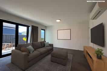 2/129 Aikmans Road, Merivale
