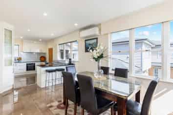 1607 Great North Road, Waterview
