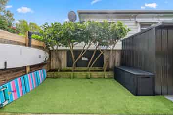 5/74 Derwent Street, Island Bay