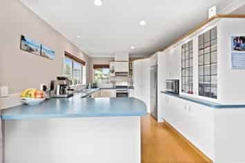 6 Santorini Key, Papamoa