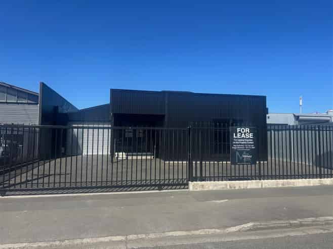 Refurbished & Ready For New Tenant