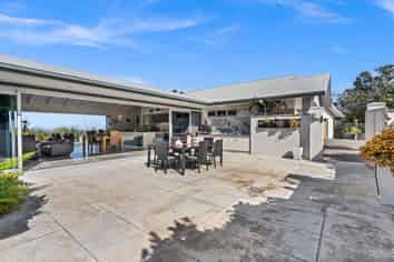 52 North Gable Way, Tutukaka