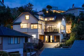 62 Sligo Terrace, Roslyn