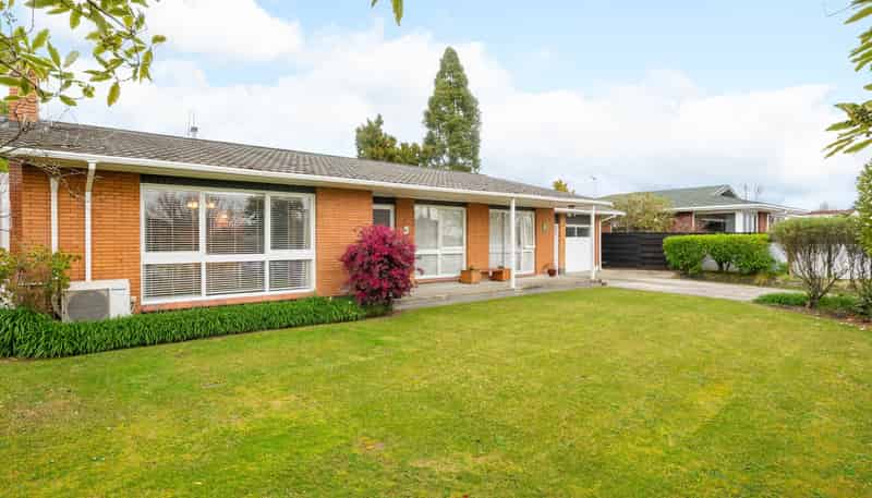 46 Chedworth Avenue, Chedworth