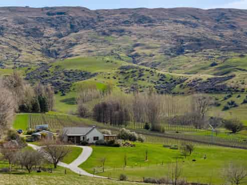 204 Heaney Road, Cromwell