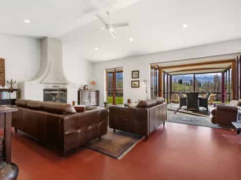 204 Heaney Road, Cromwell